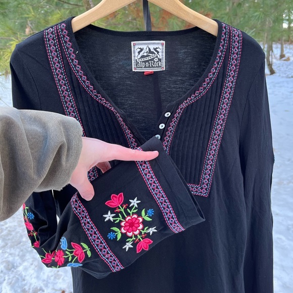 Alp-N-Rock Floral Embroidered Tunic Top Boho Ski Retro Size 5 / S - Picture 12 of 16
